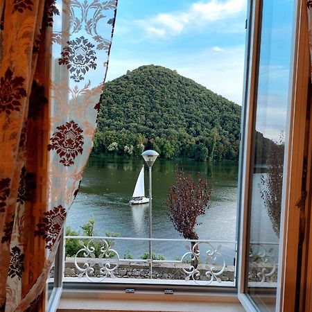 Le Finestre Sul Lago ピエディルコ エクステリア 写真
