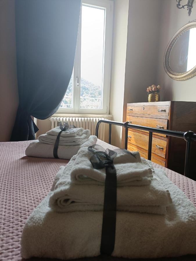 Le Finestre Sul Lago ピエディルコ エクステリア 写真