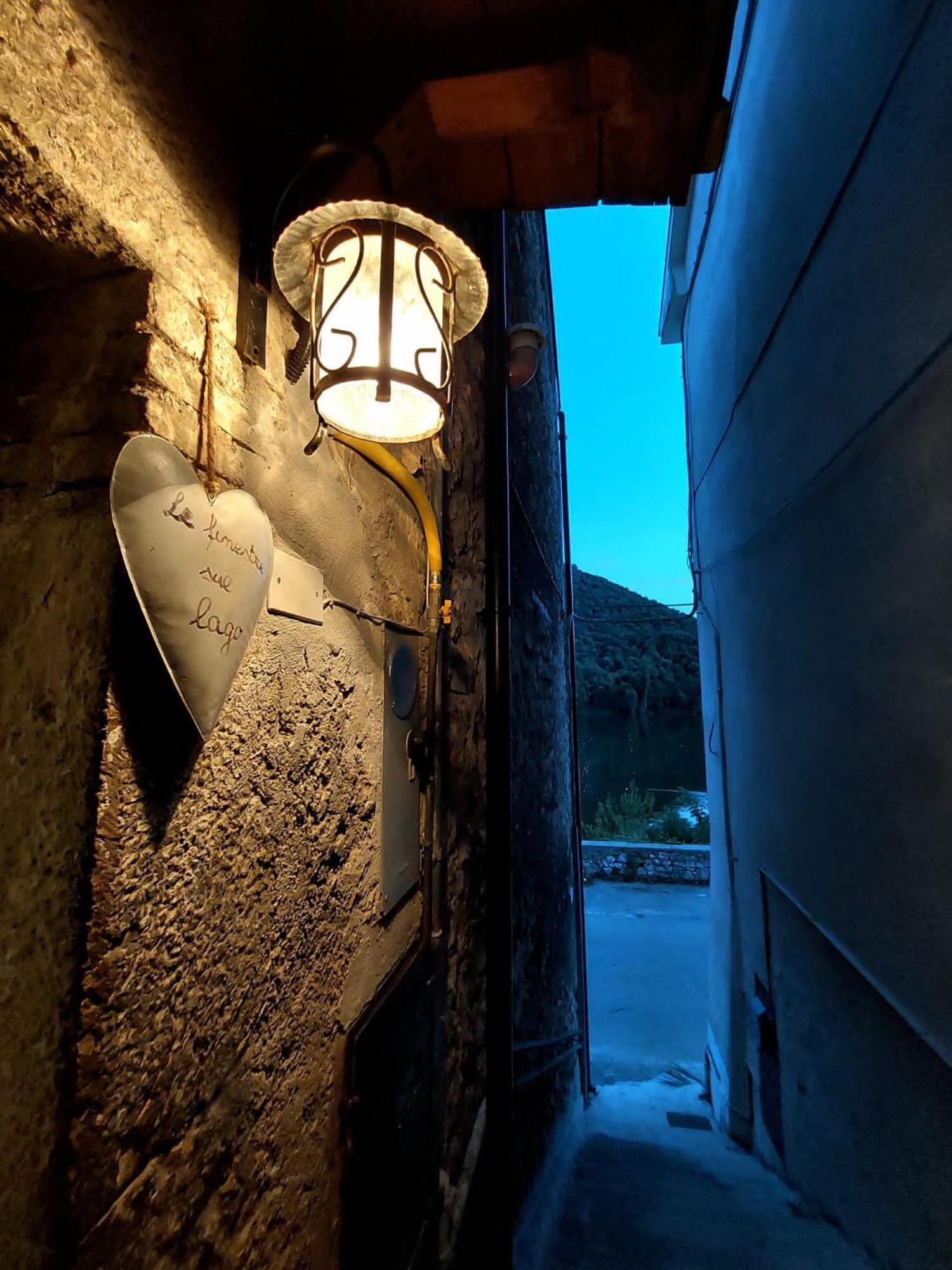 Le Finestre Sul Lago ピエディルコ エクステリア 写真