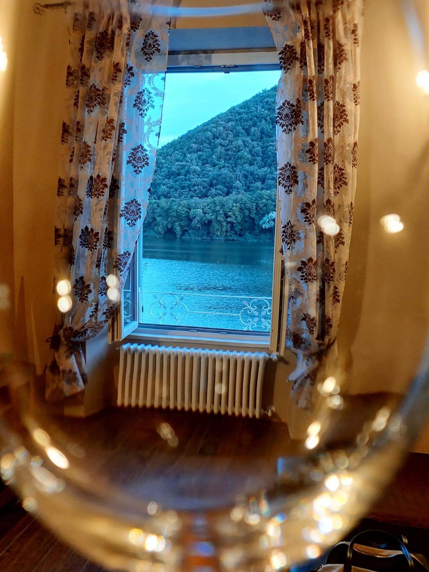 Le Finestre Sul Lago ピエディルコ エクステリア 写真