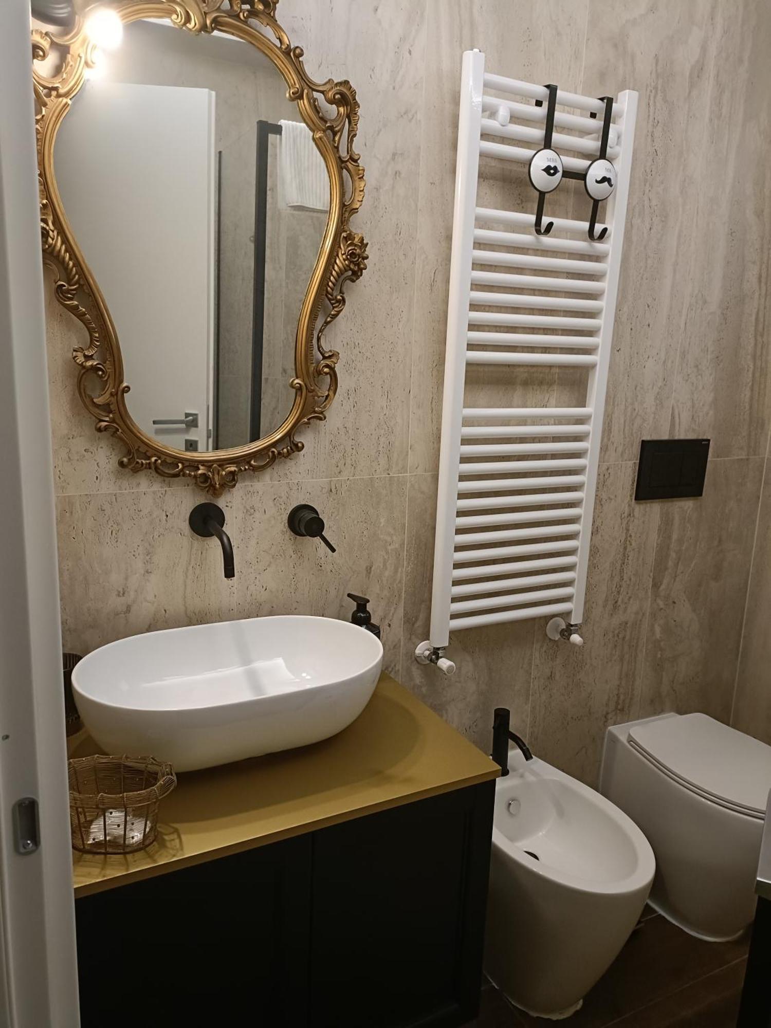 Le Finestre Sul Lago ピエディルコ 部屋 写真